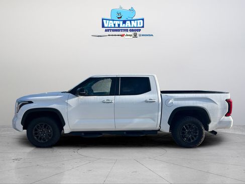 Used 2024 Toyota Tundra SR5 w/ SR5 Premium Package AWD/4WD image 2