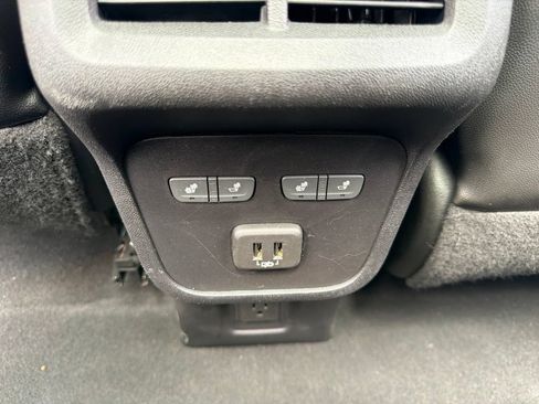 Used 2019 Chevrolet Equinox Premier AWD/4WD image 23