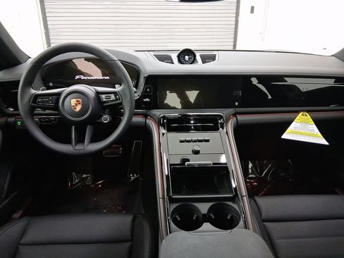 New 2026 Porsche Panamera image 13