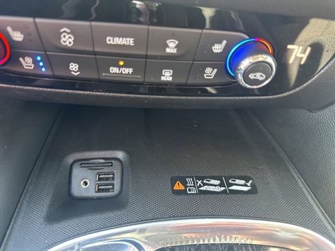 Used 2020 Buick Enclave Avenir w/ Avenir Technology Package AWD/4WD image 34