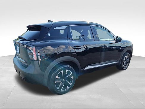 Used 2025 Nissan Kicks SR AWD/4WD image 5
