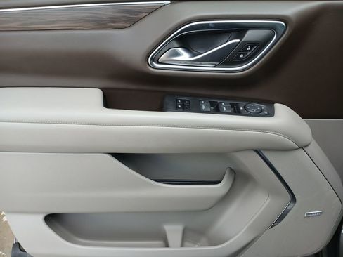 Certified 2021 Chevrolet Suburban Z71 AWD/4WD image 24
