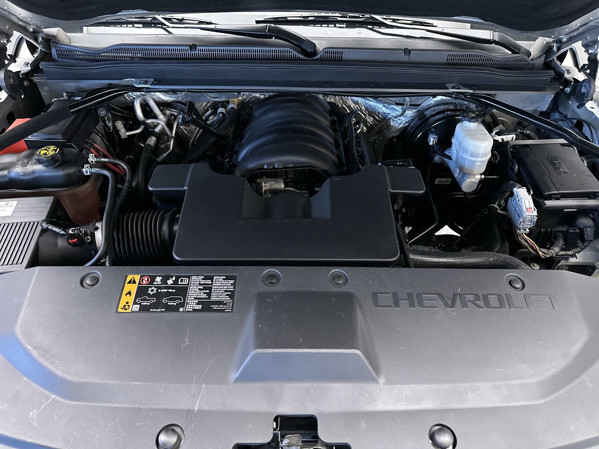 Used 2018 Chevrolet Suburban LT AWD/4WD image 31