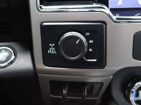 Used 2022 Ford F250 Lariat w/ Lariat Ultimate Package image 33