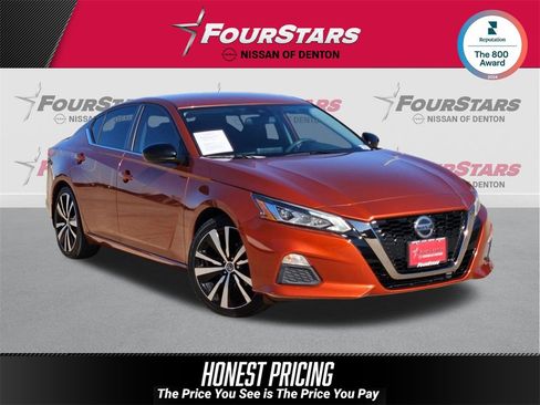 Used 2022 Nissan Altima 2.5 SR image 1