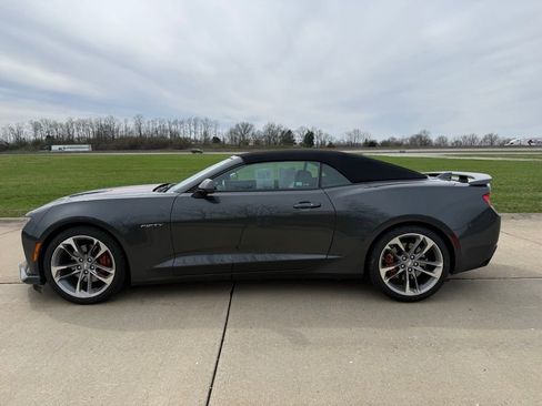 Used 2017 Chevrolet Camaro SS w/ 50th Anniversary Edition image 6