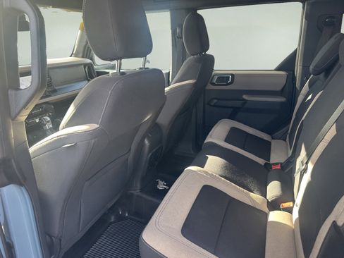 Used 2021 Ford Bronco Big Bend w/ Sasquatch Package image 10