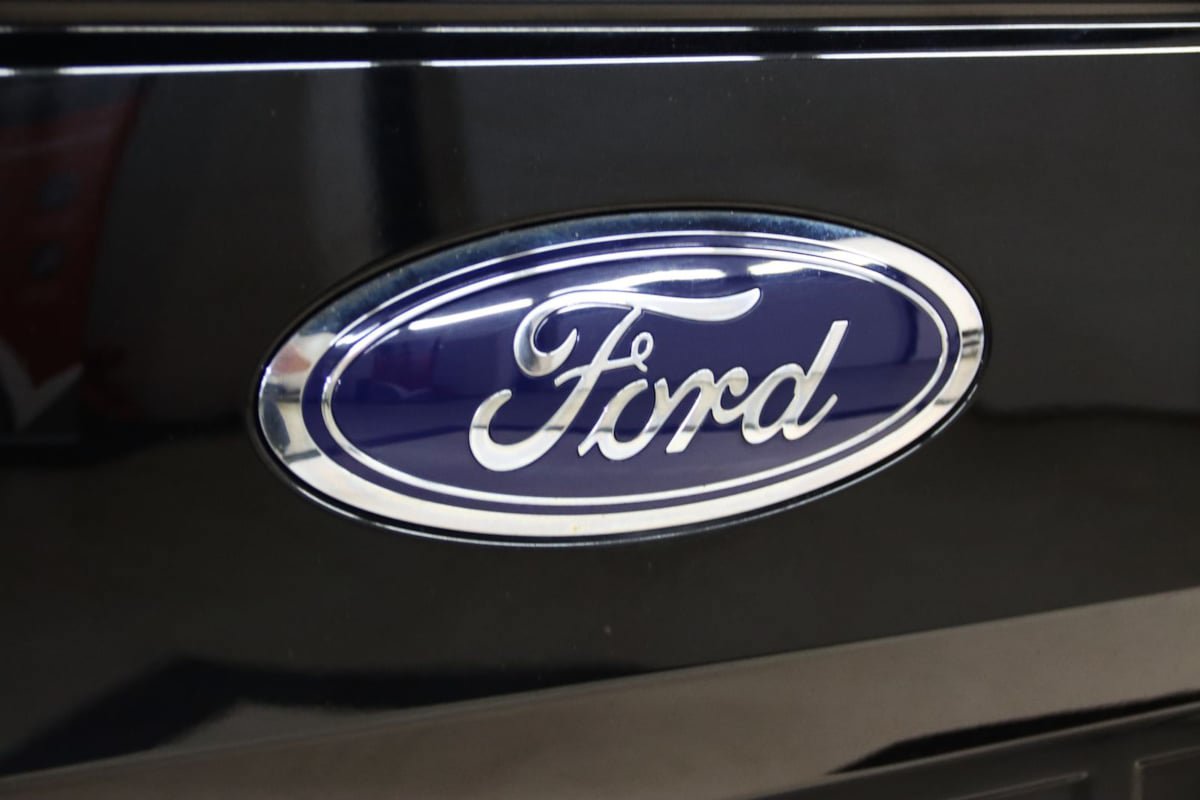 Used 2020 Ford F150 XL w/ Equipment Group 101A Mid AWD/4WD image 10
