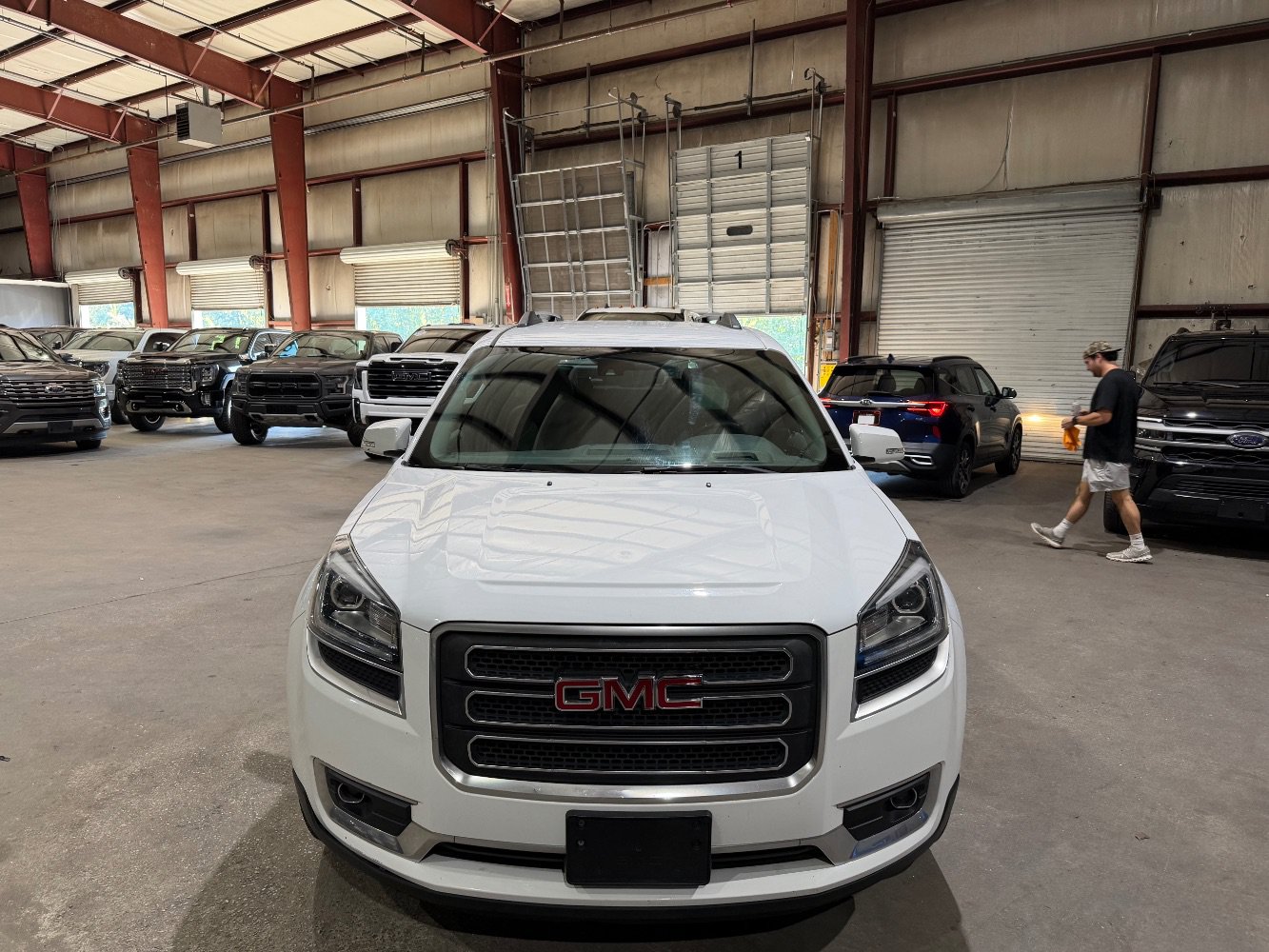 Used 2017 GMC Acadia Limited SLT FWD image 10