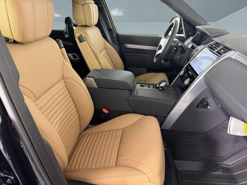 New 2026 Land Rover Discovery Dynamic SE AWD/4WD image 22