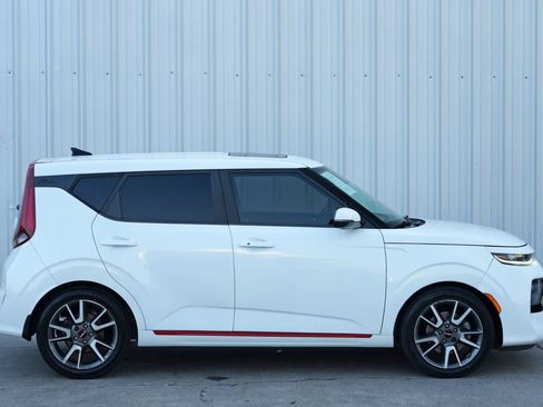 Used 2022 Kia Soul Turbo image 48