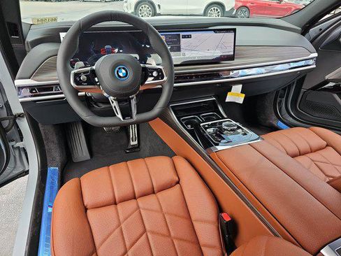 New 2026 BMW 750e xDrive w/ Executive Package image 16