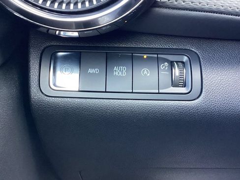 Used 2025 Chevrolet Equinox LT AWD/4WD image 22