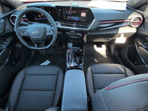 New 2026 Chevrolet Trax RS w/ Sunroof Package image 5