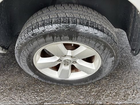 Used 2015 RAM 1500 Express image 10