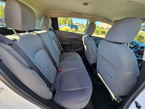Used 2020 Chevrolet Sonic LT FWD image 30