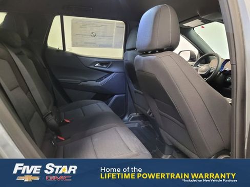 New 2026 Chevrolet Equinox LT FWD image 16