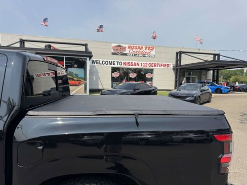 Used 2023 Nissan Frontier SV w/ SV Convenience Package AWD/4WD image 19