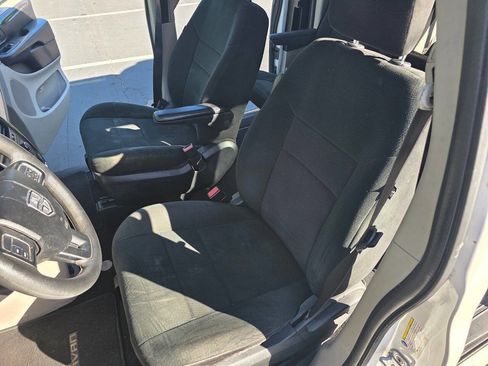 Used 2011 Dodge Grand Caravan Express w/ PWR Window Group image 16