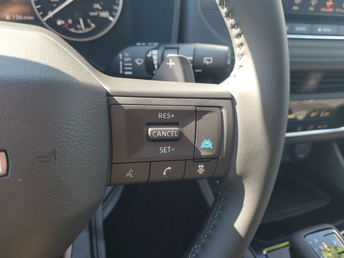 Certified 2026 Nissan Rogue SV image 27