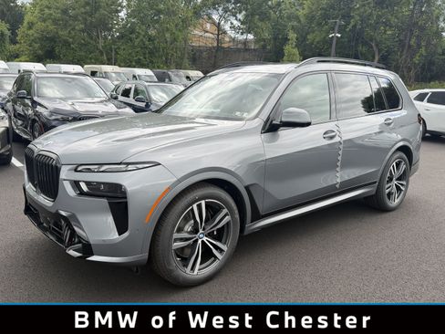 Used 2027 BMW X7 xDrive40i w/ Executive Package AWD/4WD image 1