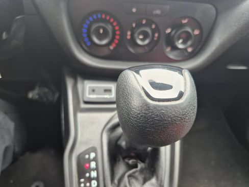 Used 2019 RAM ProMaster City Tradesman FWD image 16