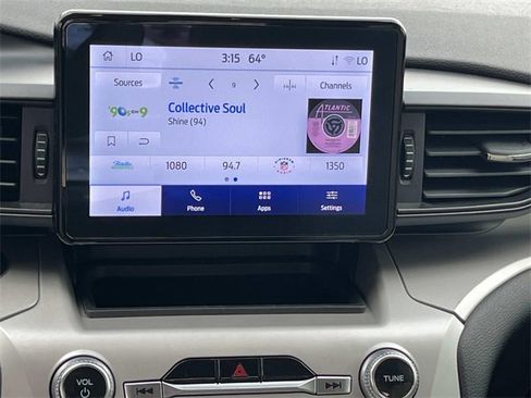 Used 2023 Ford Explorer XLT image 16