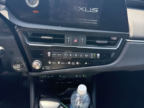 Used 2022 Lexus ES 250 w/ Premium Package image 13