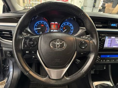 Used 2015 Toyota Corolla S FWD image 12