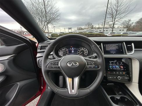 Certified 2023 INFINITI QX55 Essential image 18