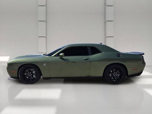 Used 2019 Dodge Challenger SRT Hellcat w/ Alcantara Appearance Package RWD image 2