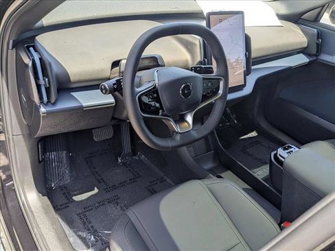 New 2025 Volvo EX30 Plus w/ Protection Package Premier image 3