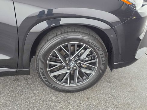 Certified 2026 Lexus TX 350 FWD w/ Technology Package image 9