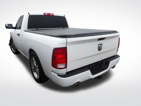 Used 2018 RAM 1500 Express image 15