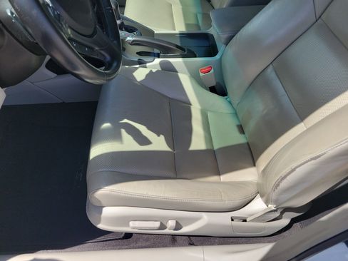 Used 2012 Acura TSX w/ Technology Package image 27