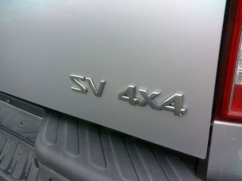 Used 2018 Nissan Frontier SV w/ Value Truck Package AWD/4WD image 8