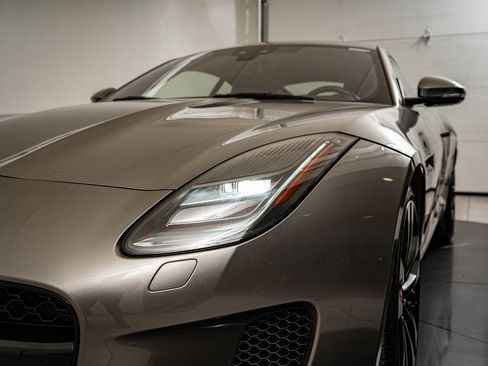 Used 2020 Jaguar F-TYPE Coupe image 14