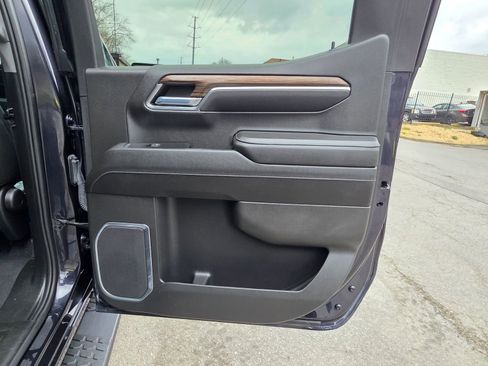 Used 2022 Chevrolet Silverado 1500 RST w/ Convenience Package II image 33