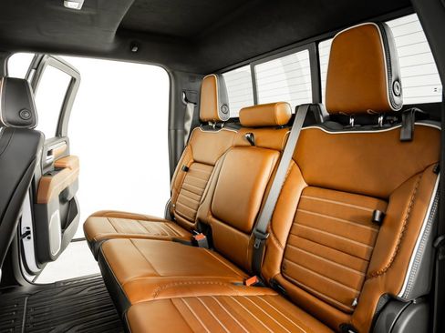 Used 2025 GMC Sierra 2500 Denali Ultimate w/ Max Trailering Package image 22