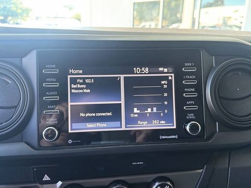 Used 2021 Toyota Tacoma SR5 AWD/4WD image 10