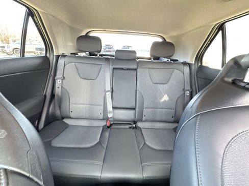 Certified 2025 Kia Niro EX image 26