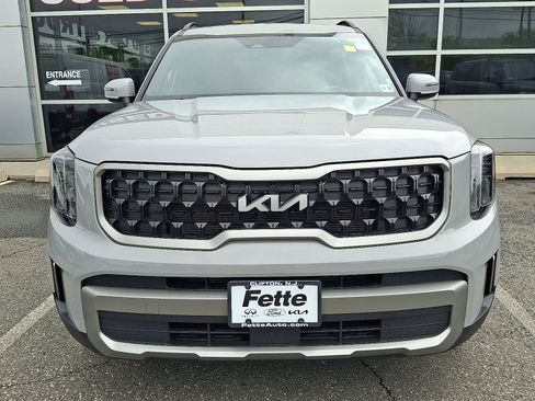 Certified 2023 Kia Telluride EX X-Line AWD/4WD image 2