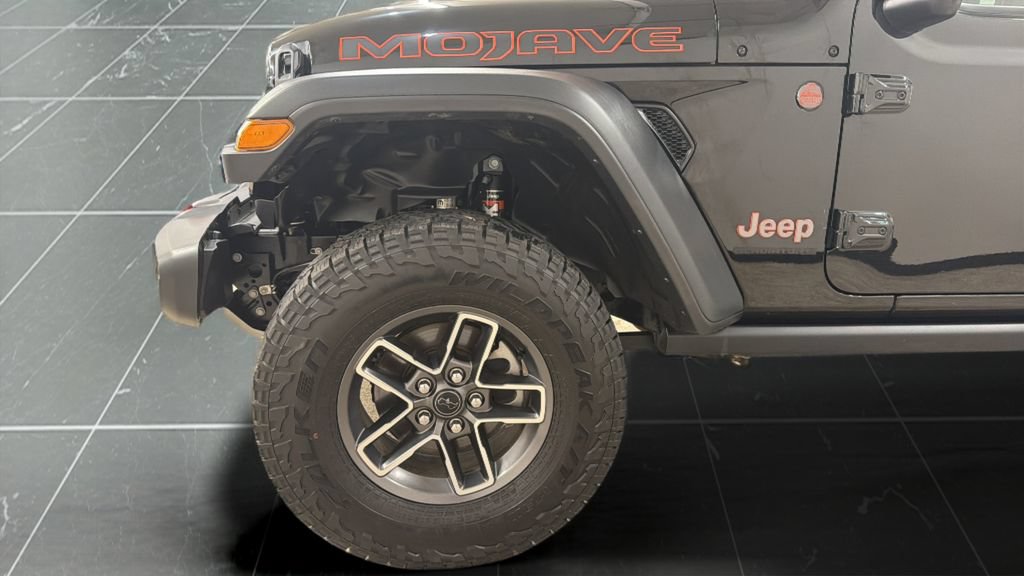 Used 2026 Jeep Gladiator Mojave AWD/4WD image 22