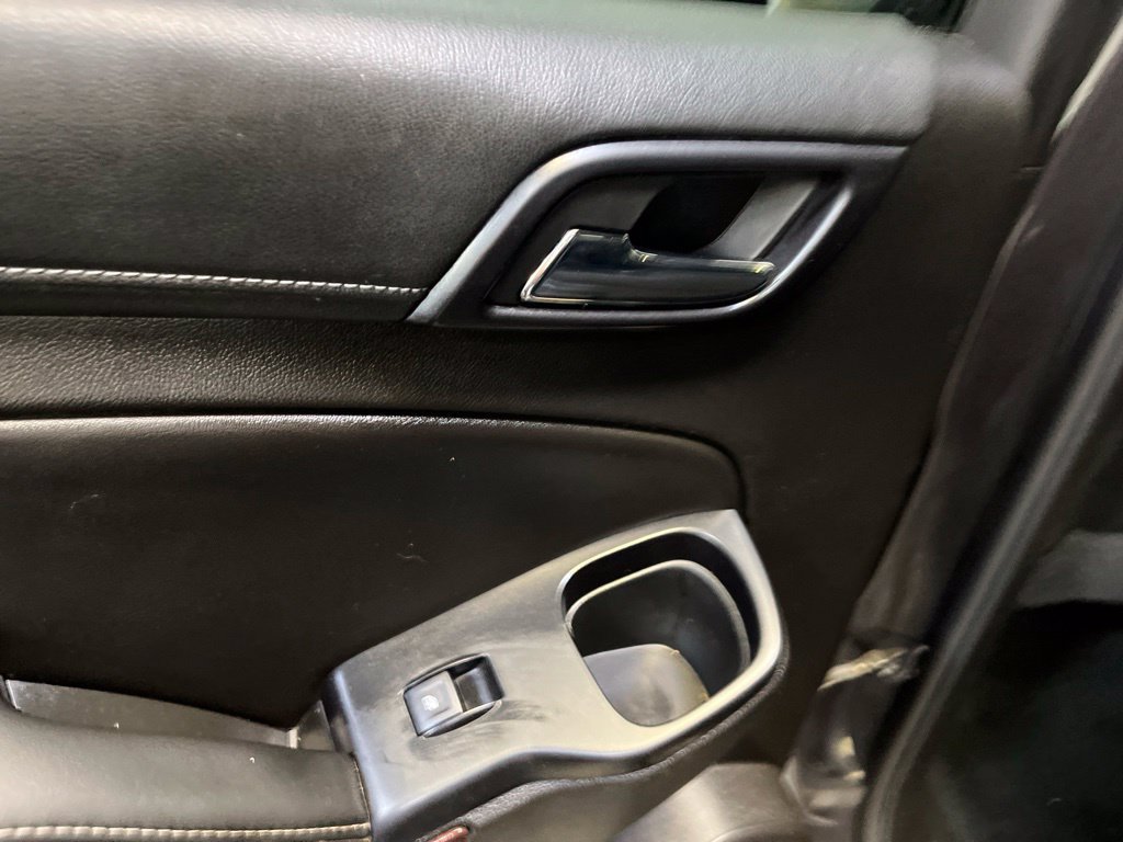 Used 2018 GMC Yukon XL SLT AWD/4WD image 23