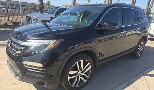 Used 2017 Honda Pilot Elite image 1