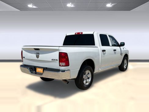 Used 2023 RAM 1500 Classic SLT w/ Electronics Group AWD/4WD image 9