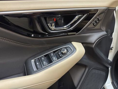 Certified 2025 Subaru Outback Limited image 11