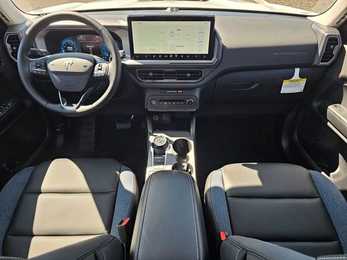 New 2025 Ford Bronco Sport Outer Banks w/ Outer Banks Tech Package+ AWD/4WD image 11