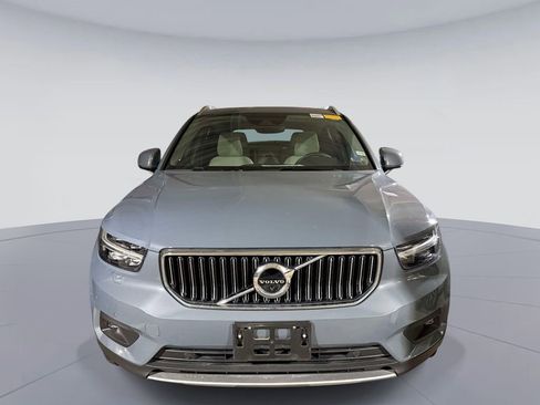 Used 2022 Volvo XC40 T5 Inscription w/ Advanced Package AWD/4WD image 2