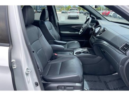 Certified 2023 Honda Passport EX-L image 19